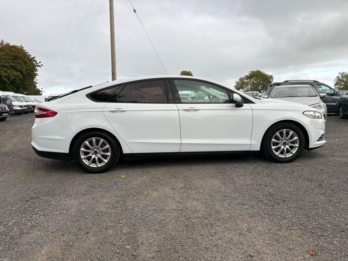 Ford Mondeo 2016