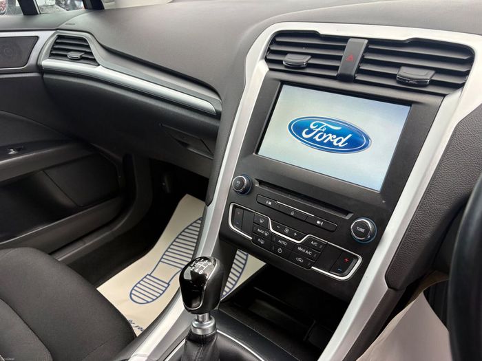 Ford Mondeo 2016