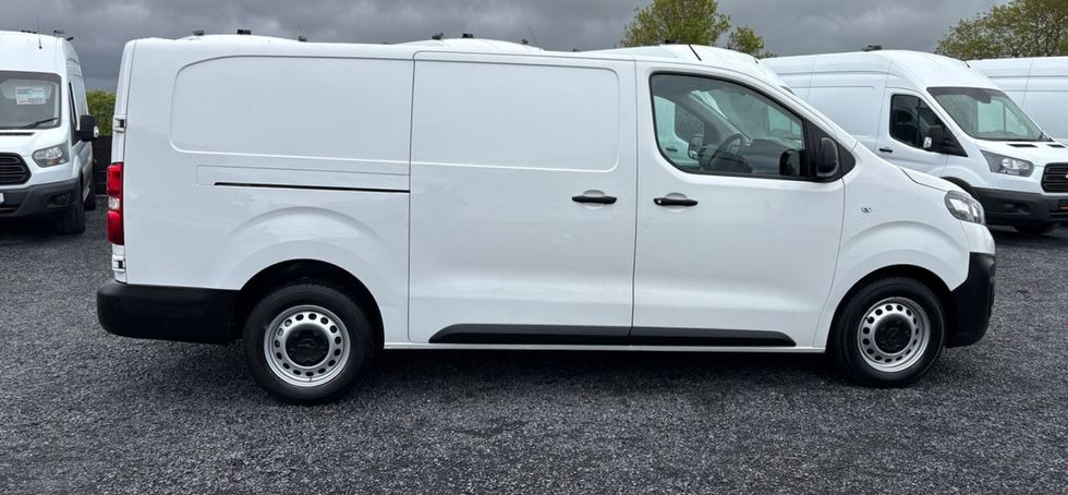 Opel Vivaro 2021