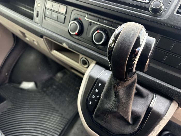 Volkswagen Transporter 2019