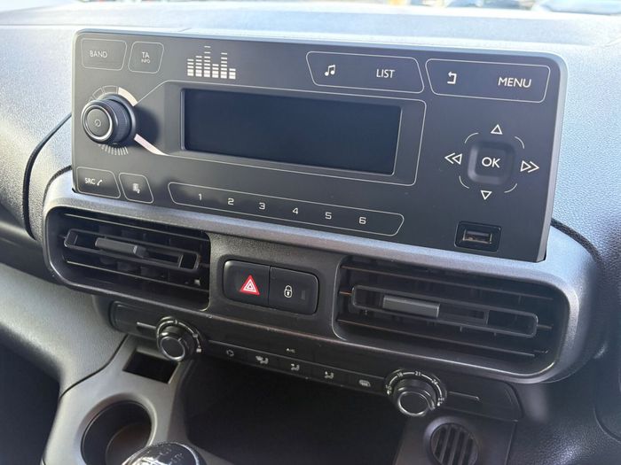 Vauxhall Combo 2021