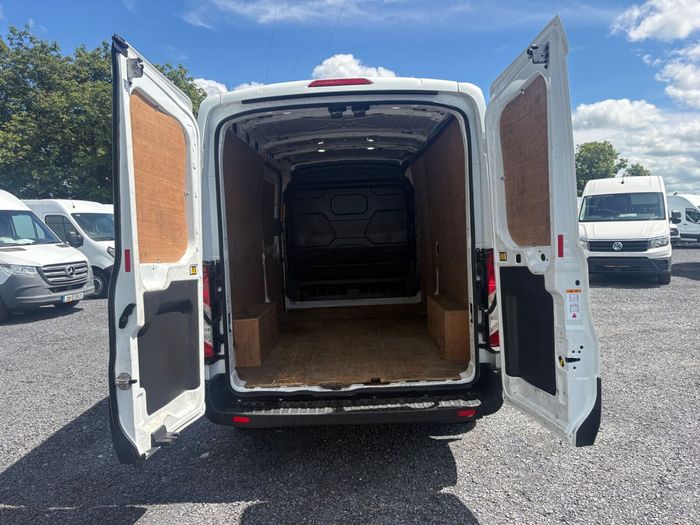Ford Transit 2021