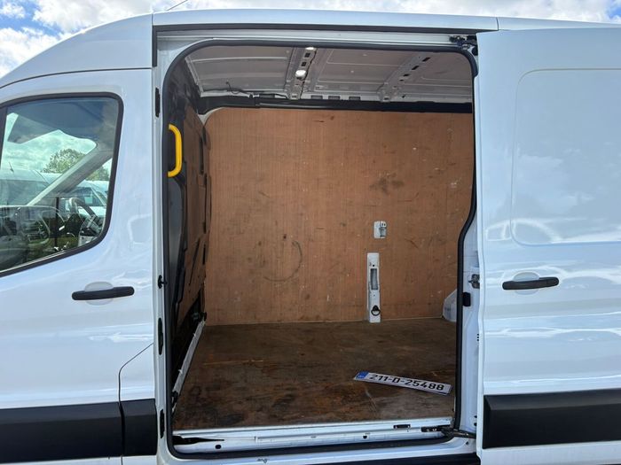 Ford Transit 2021