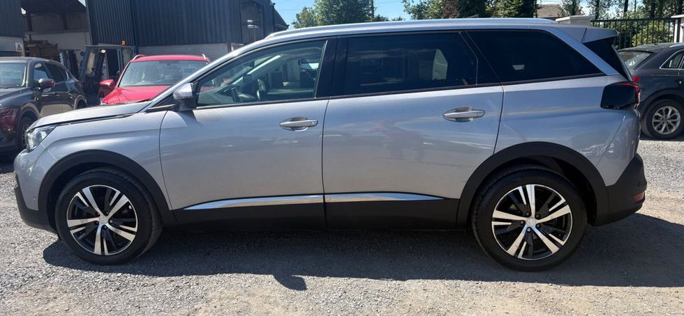 Peugeot 5008 2020