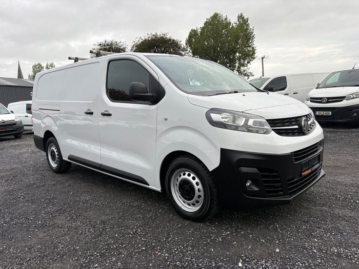 Vauxhall Vivaro 2022