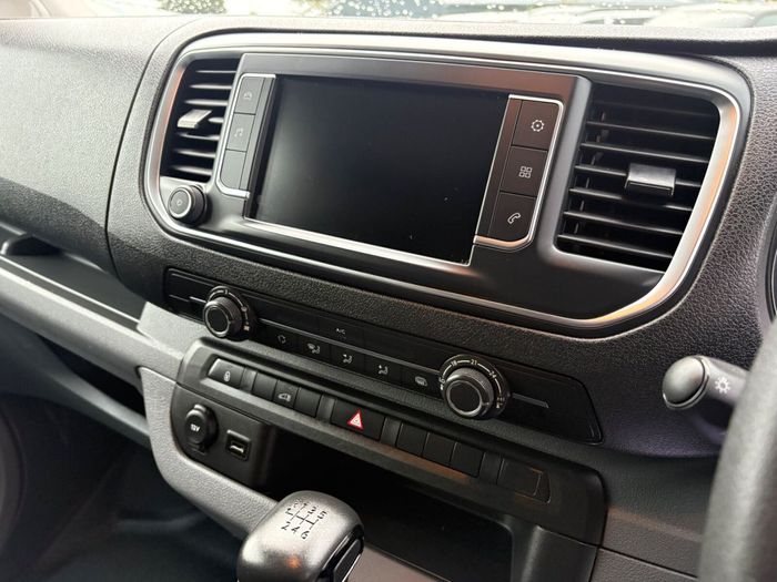 Vauxhall Vivaro 2022