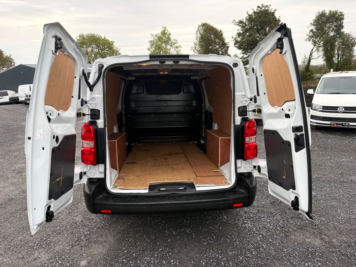 Vauxhall Vivaro 2022