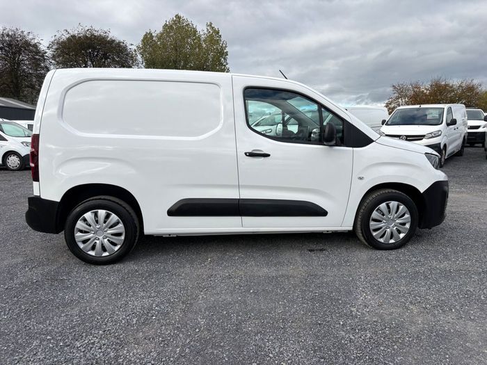 Peugeot Partner 2021