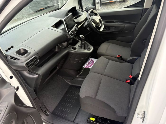 Peugeot Partner 2021