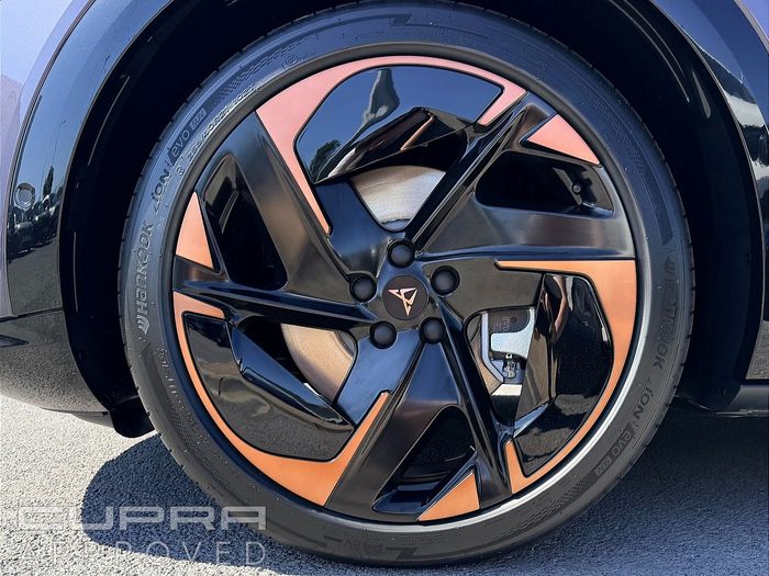 Cupra Tavascan 2026