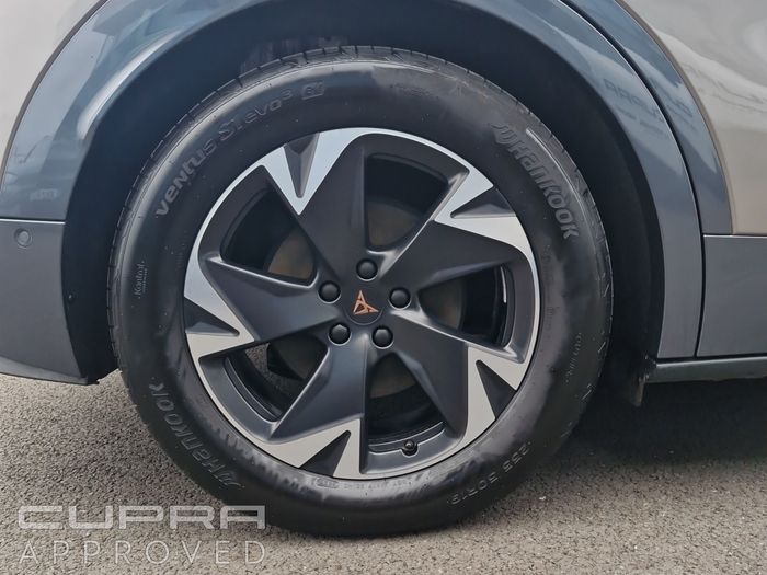 Cupra Tavascan 2025