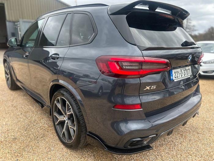 BMW X5 2022