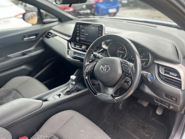 Toyota C-HR 2023