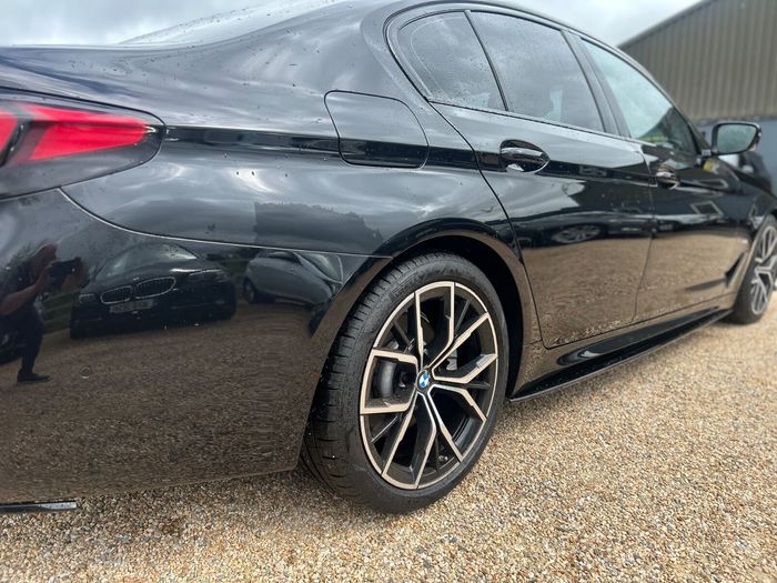 BMW 5 Series 2023