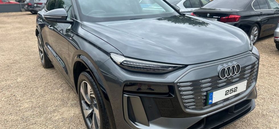 Audi Q6 e-tron 2025
