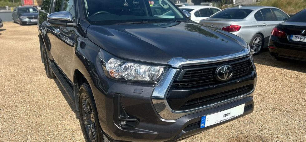 Toyota HiLux 2023