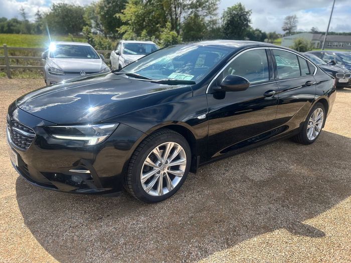 Opel Insignia 2022