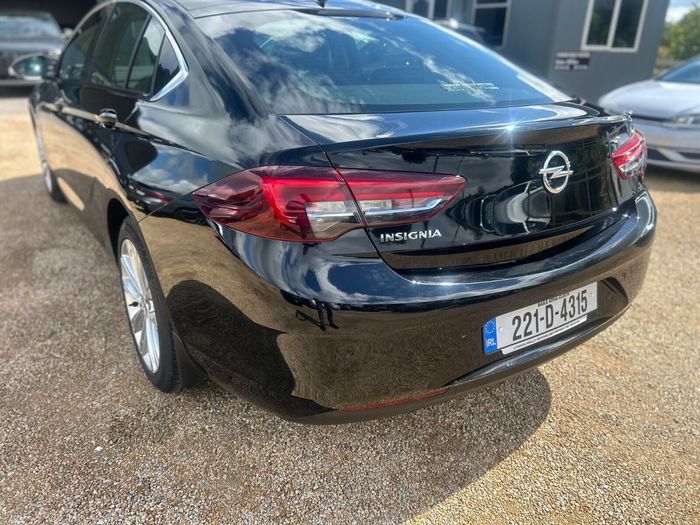 Opel Insignia 2022