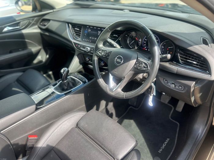 Opel Insignia 2022