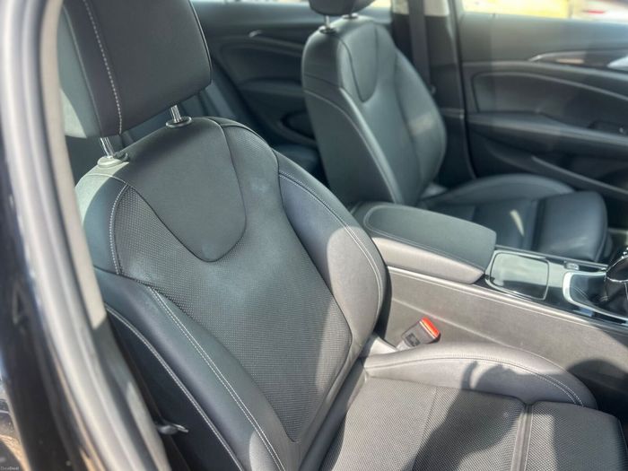 Opel Insignia 2022