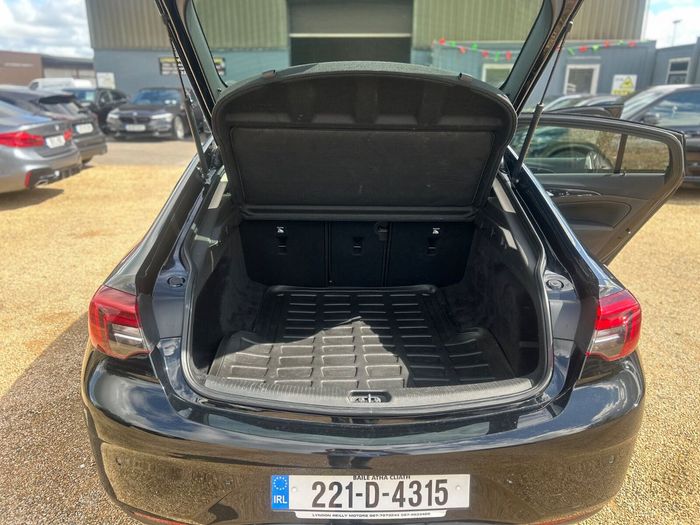 Opel Insignia 2022