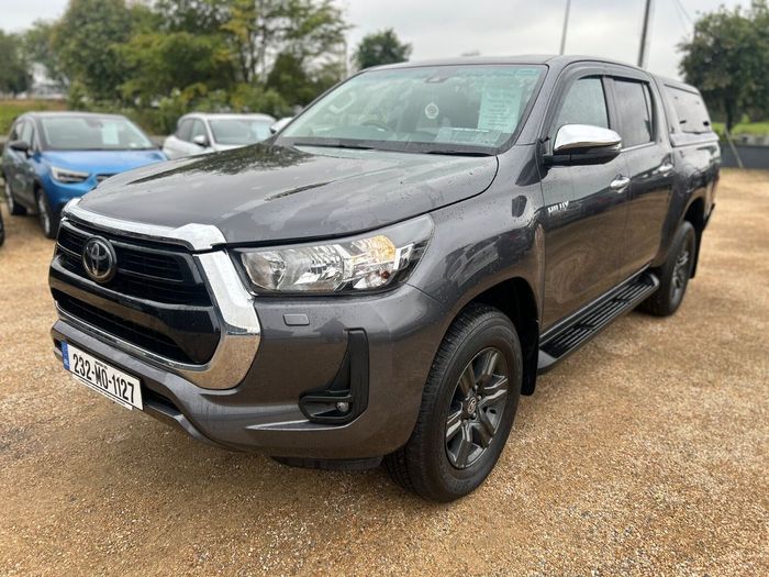 Toyota HiLux 2023