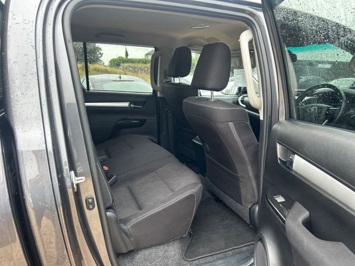 Toyota HiLux 2023