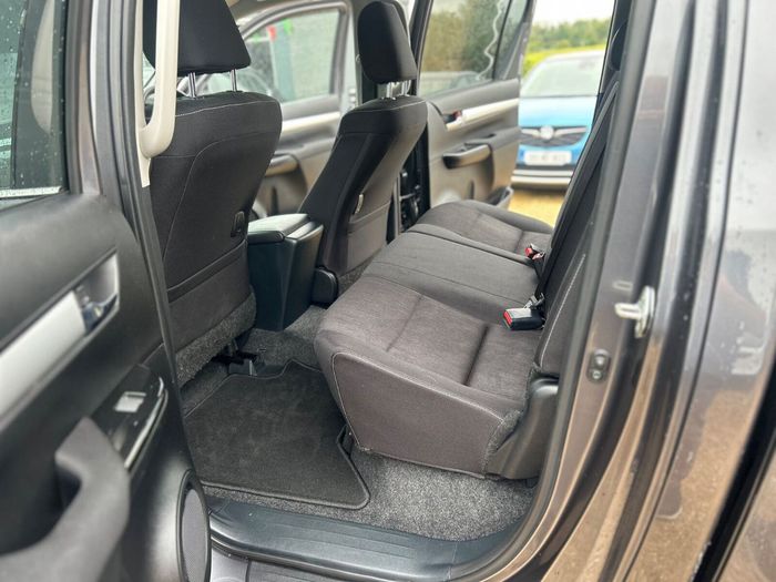 Toyota HiLux 2023