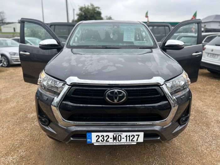 Toyota HiLux 2023