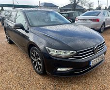 Volkswagen Passat 2023