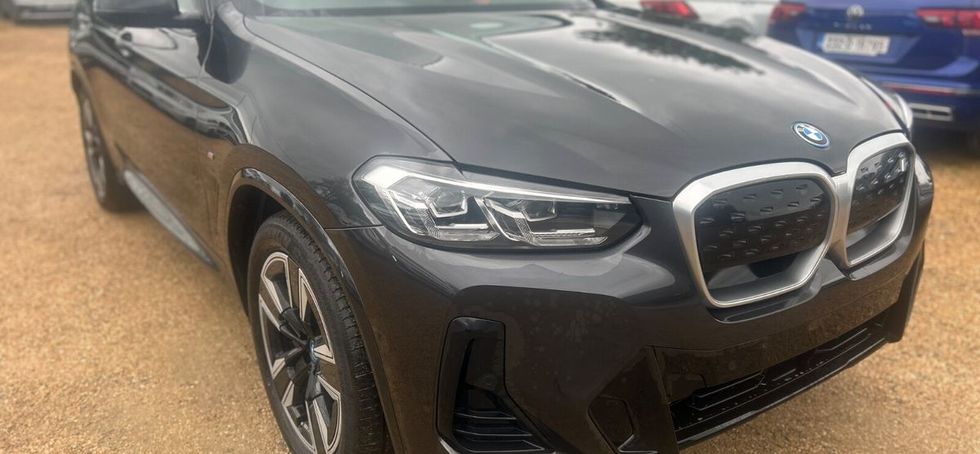 BMW iX3 2023