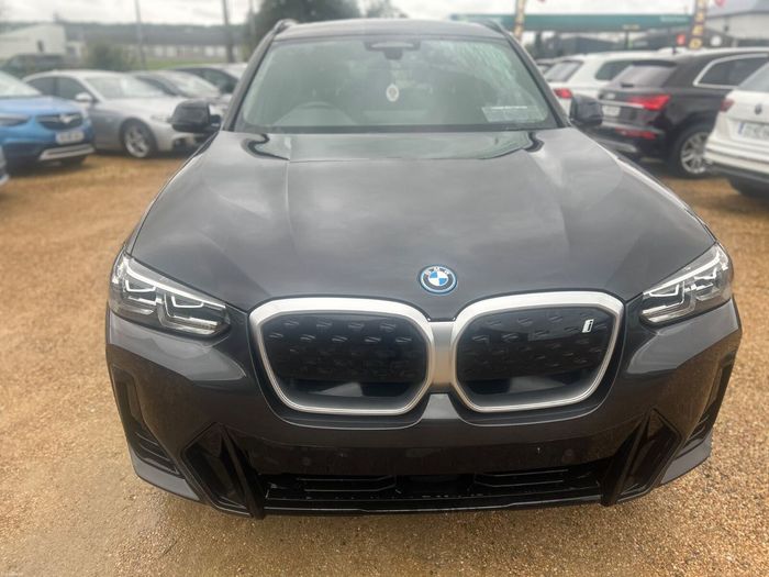 BMW iX3 2023