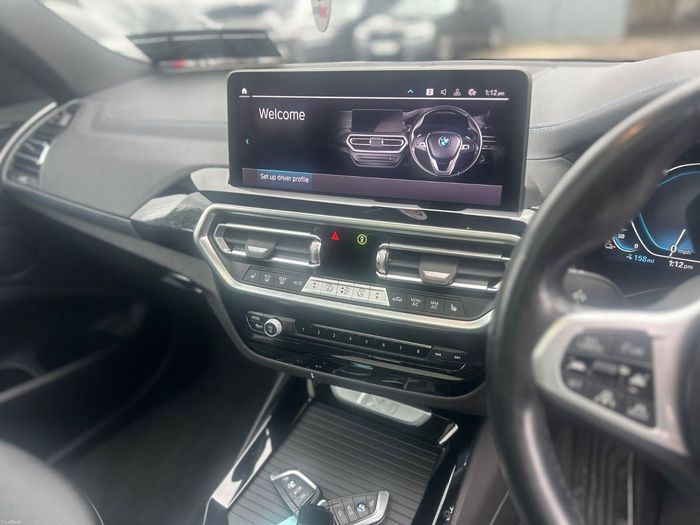 BMW iX3 2023