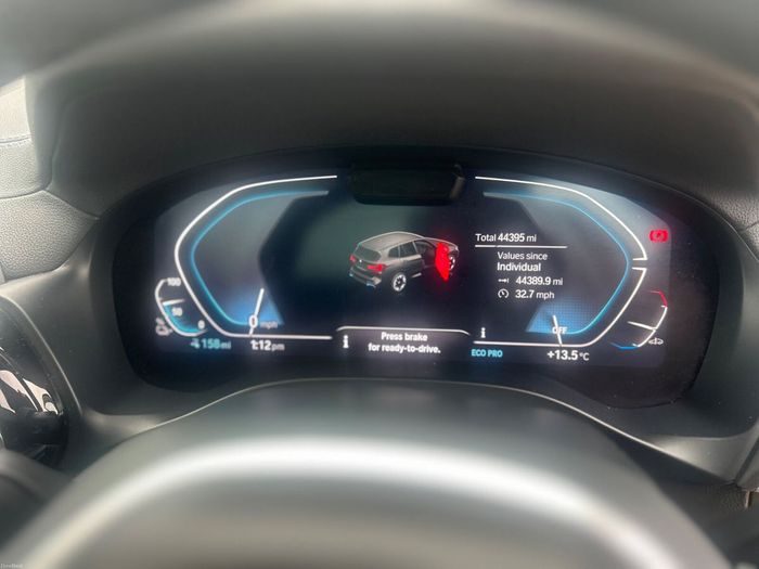 BMW iX3 2023