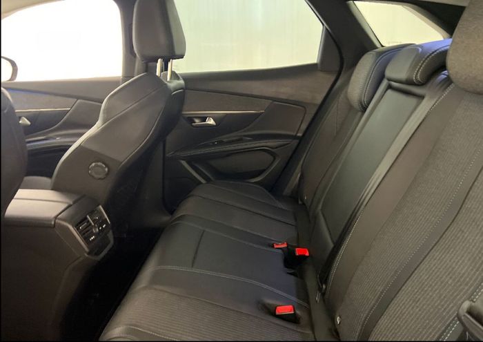 Peugeot 3008 2022