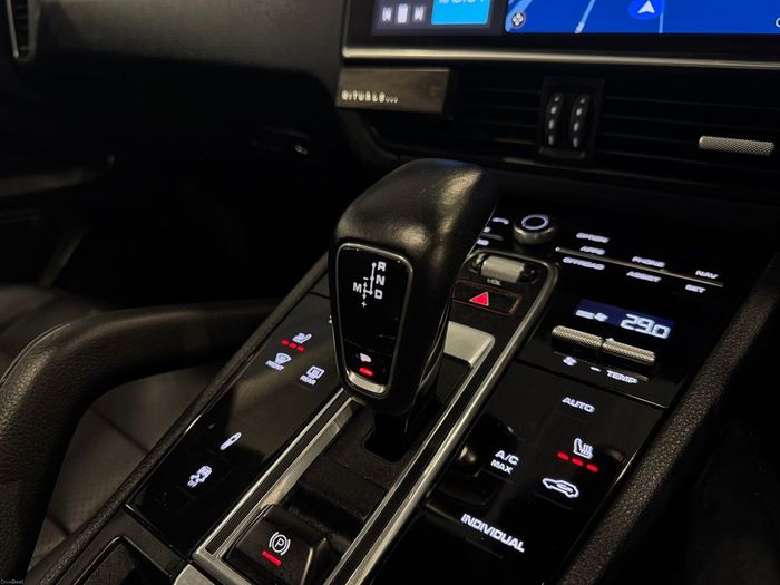 Porsche Cayenne 2019
