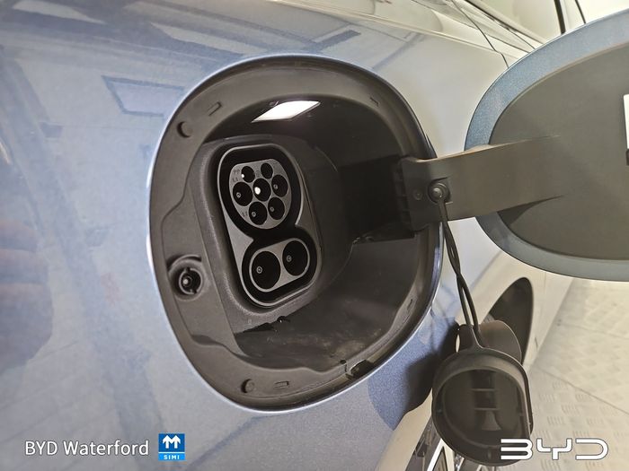 BYD SEAL 2025