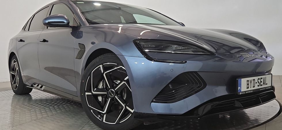 BYD SEAL 2025