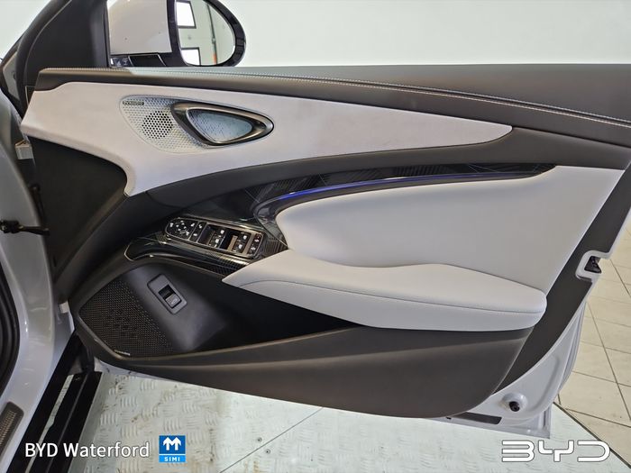 BYD SEAL 2024