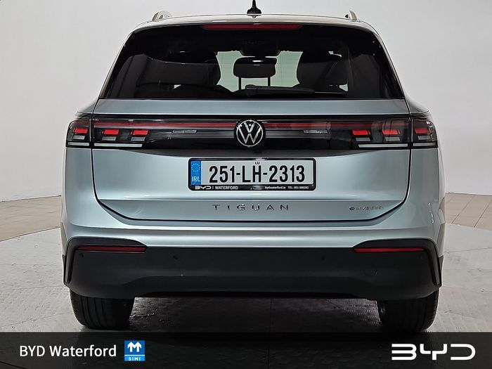 Volkswagen Tiguan 2025