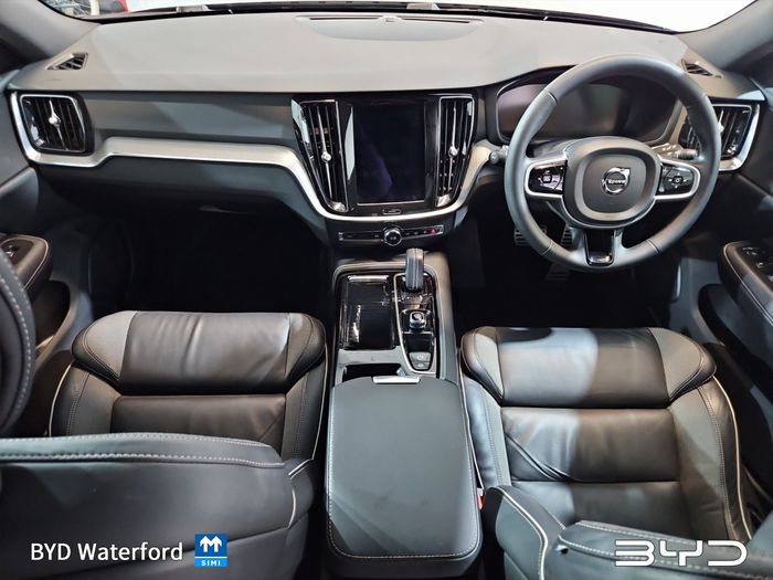 Volvo V60 2022