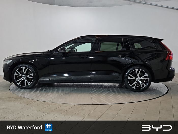 Volvo V60 2022