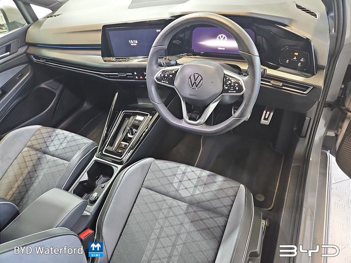 Volkswagen Golf 2024