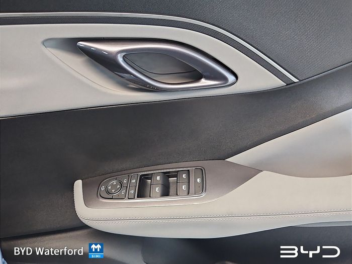 BYD DOLPHIN SURF 2026