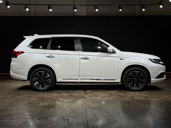 Mitsubishi Outlander 2018