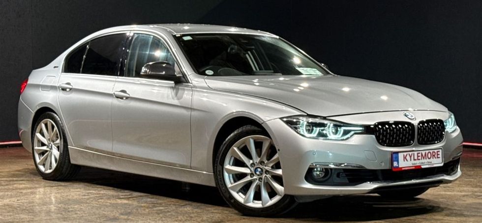 BMW 3 Series 2016