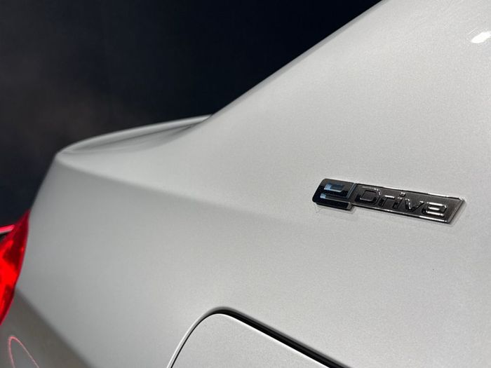 BMW 3 Series 2016