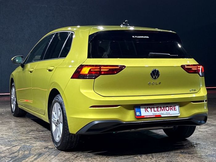 Volkswagen Golf 2021