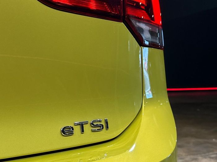 Volkswagen Golf 2021