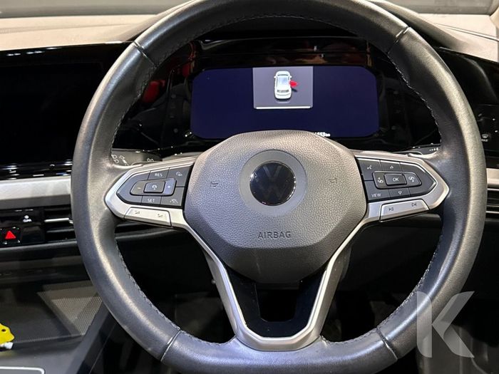 Volkswagen Golf 2021